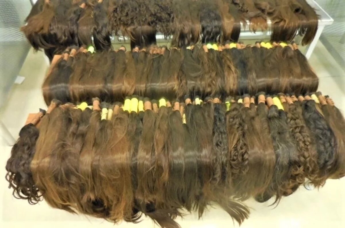    Больше 40 кг волос пыталась провезти иностранка через аэропорт Волгограда