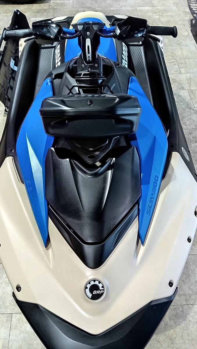 Sea Doo Spark в шоу руме Formula7 Юг на 27 км МКАД
