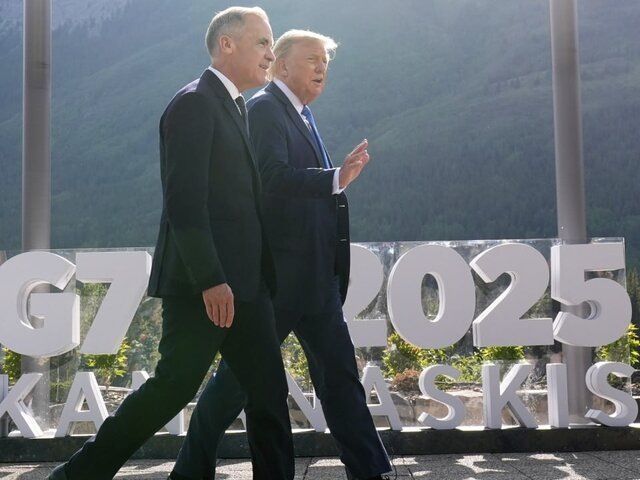    Фото: AP Photo/Mark Schiefelbein