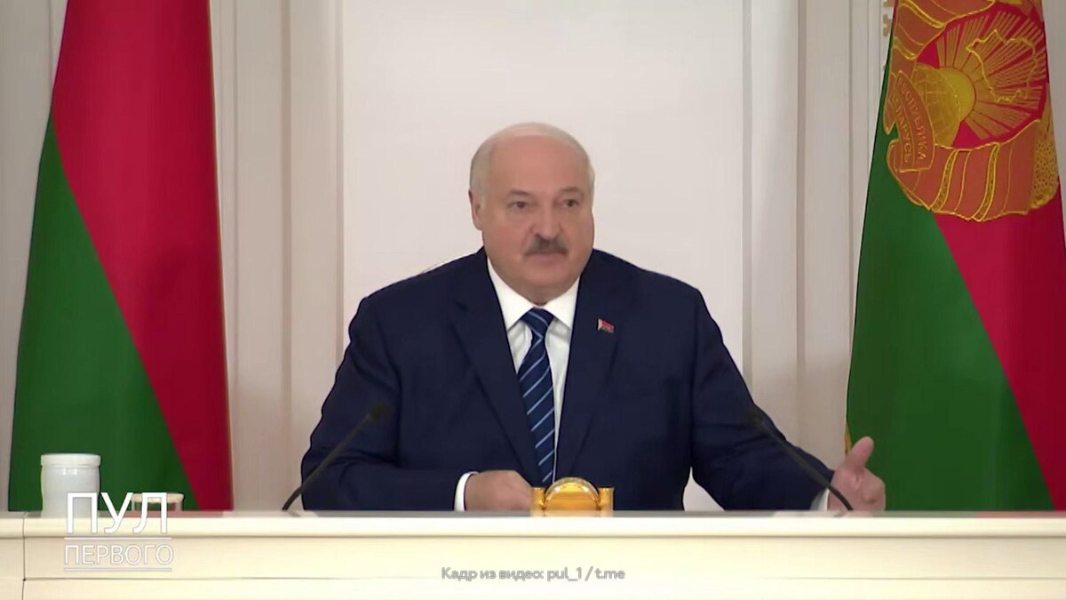    Лукашенко пообещал сажать за масштабный падеж скота в Белоруссии