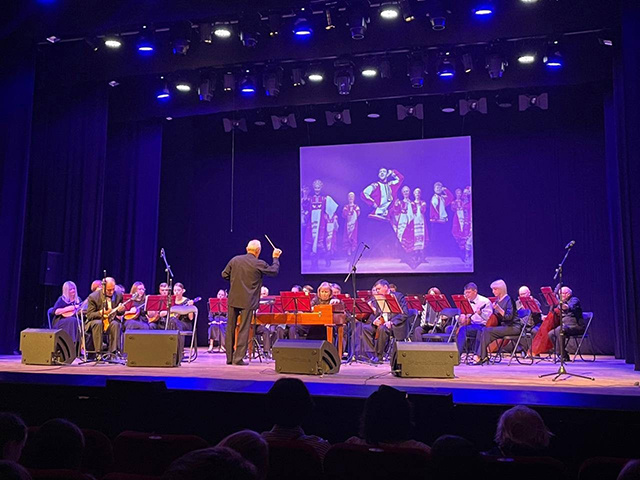 В пришкольных лагерях Твери изучают правила движения и слушают балалайку