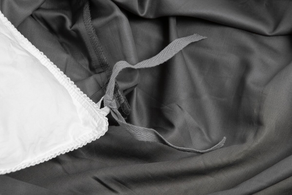 Завязки и петли - удобный и надежный способ скрепить одеяло с пододеяльником