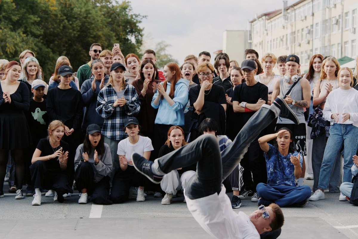 Авторы: Герман Совенко, Екатерина Огродничая