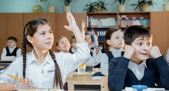 Фото школьников из открытых источников интернета 