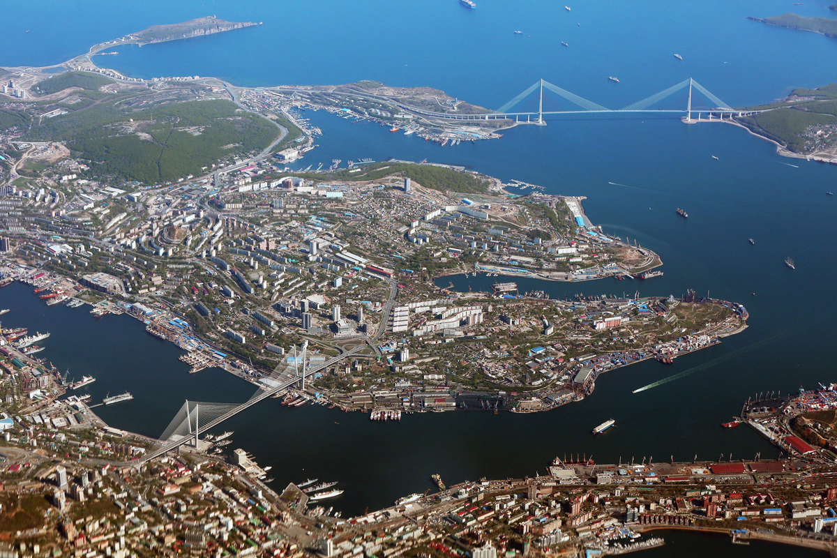 Владивосток. Фото с сайта https://kasheloff.ru/photos/pochemu-nazvan-vladivostok/15. Взято с Яндекс.Картинки