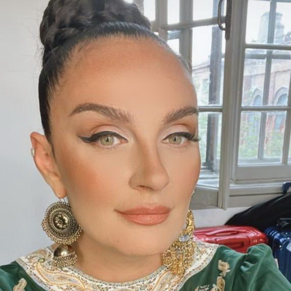     Отменен концерт Елены Ваенги в Кремле