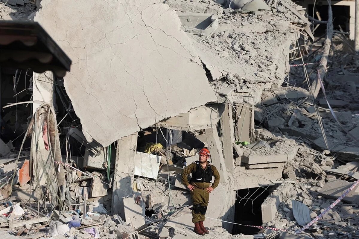    Иран готов ударить суперракетами «Хадж Кассем» по ядерному центру Израиля