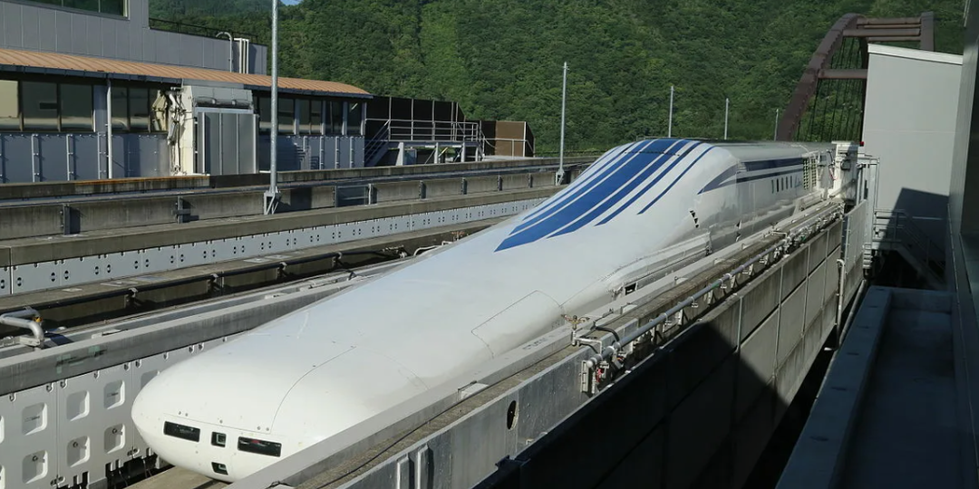 Пять поездов, которые едут под 600 км/ч