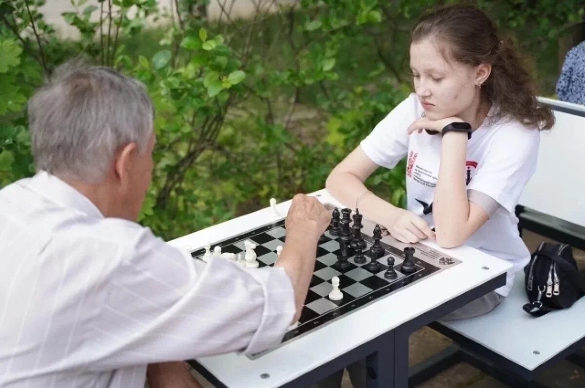    В парке Кирова в Ижевске открылась шахматная аллея