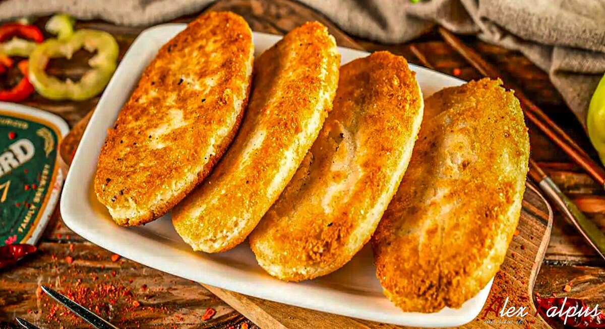 Рецепт Чвиштари: грузинские золотистые лепешки с сыром