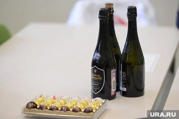 Челябинских бизнесменов Аристовых государство снова пытается оставить без алкогольных марок. Фото: Вадим Ахметов © URA.RU