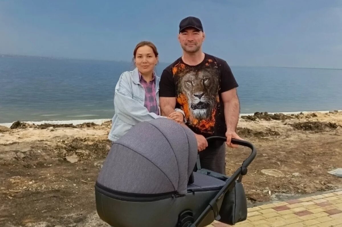    Счастливая семья Абдушаитовых.