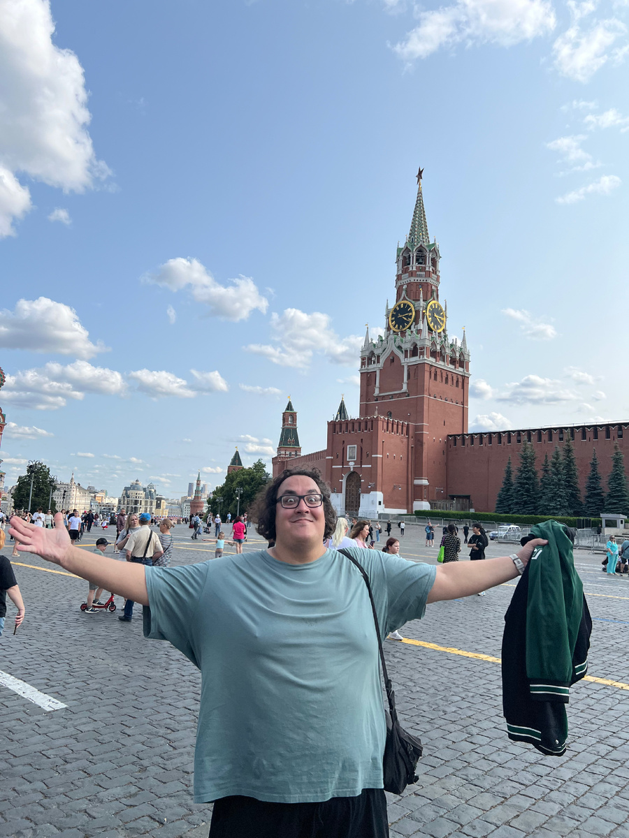 Даже приехав в Москву я сознательно отказался от общественного транспорта и старался ходить пешком