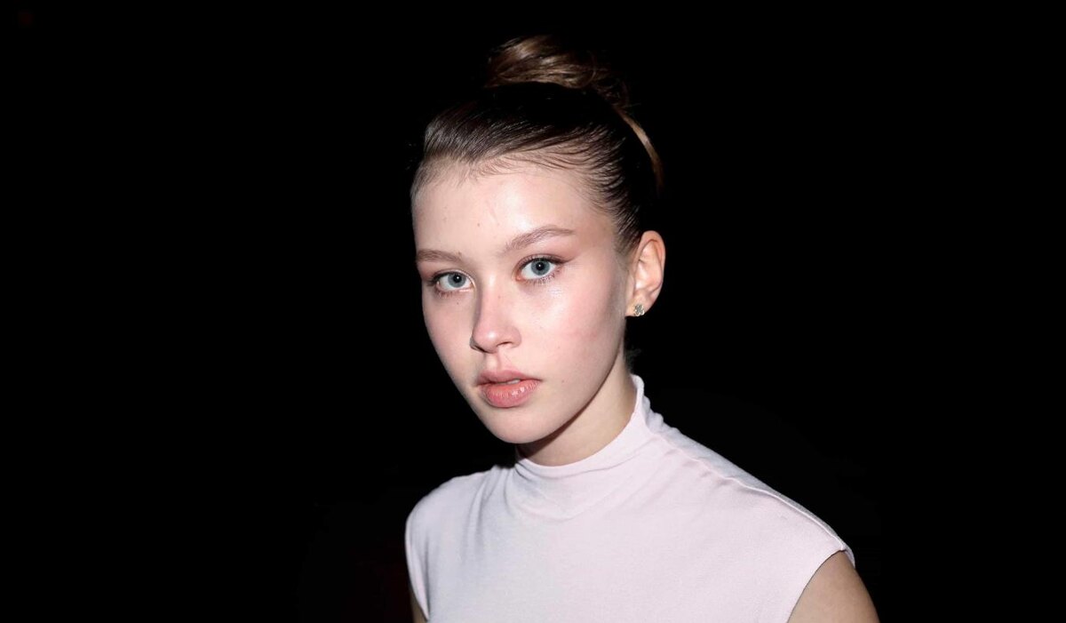     16-летняя Анна Пересильд прокомментировала слух о своей беременности