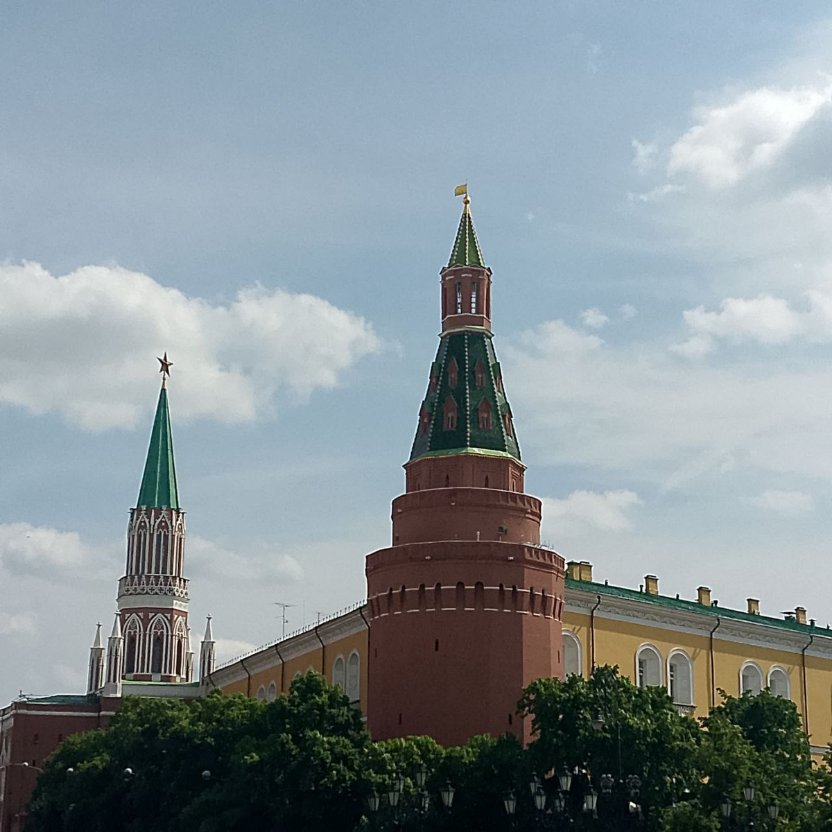 Угловая Арсенальная башня. Фото авторское.