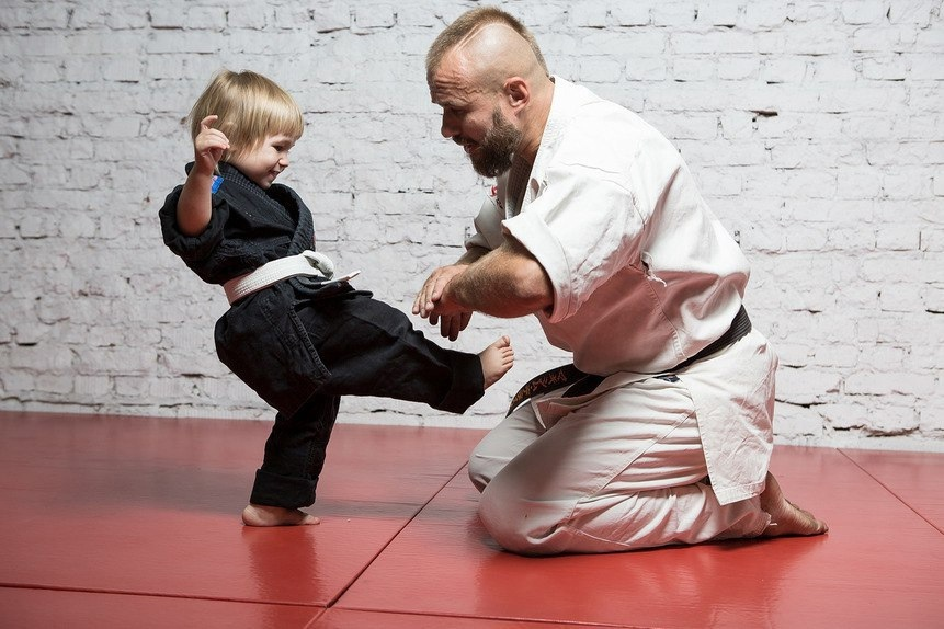 Нужно ли ребенка учить постоять за себя? 