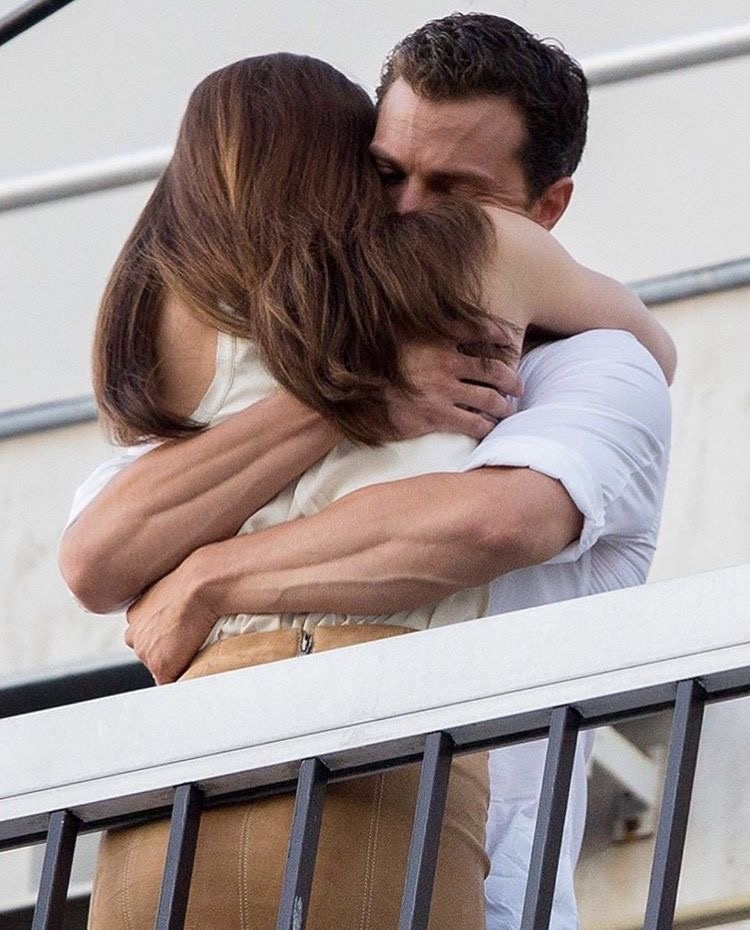 Иногда чтобы снова стать счастливой, нужно просто развестись.