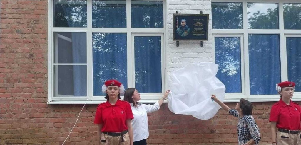    CREATOR: gd-jpeg v1.0 (using IJG JPEG v62), quality = 50 redaktor