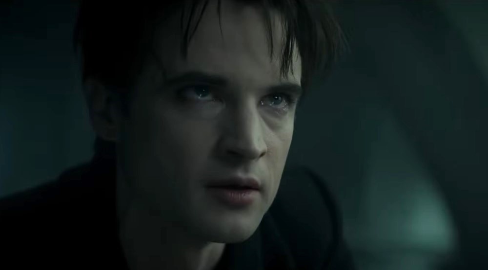     Кадр из 2 сезона сериала «Песочный человек» (2025)