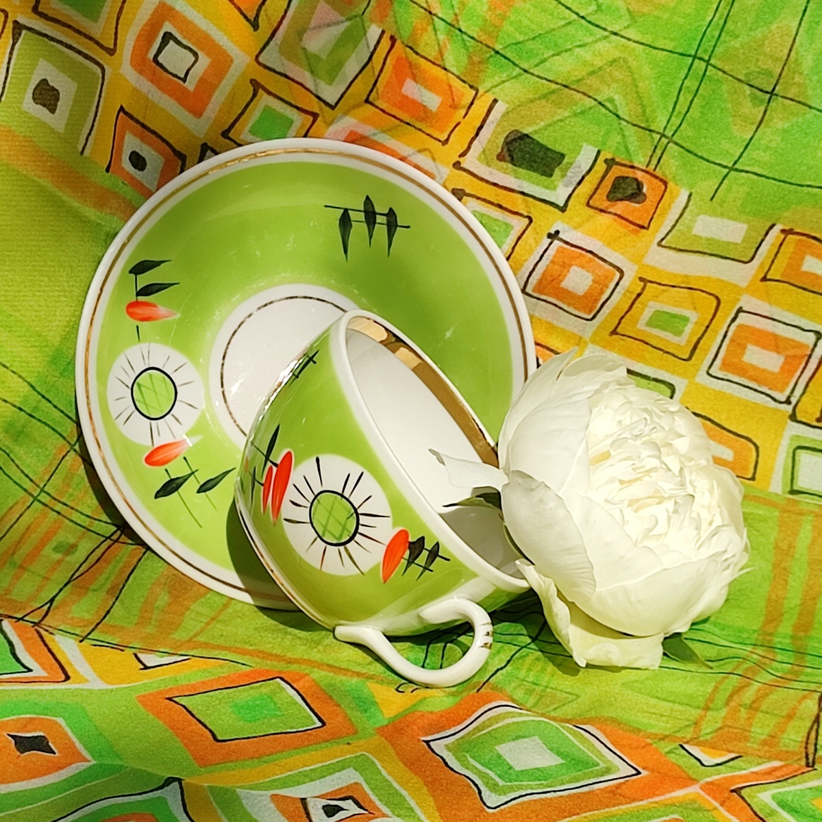 Чайная пара "Ромашки", Полонное, 1960-70 гг. Цена 500 рублей.