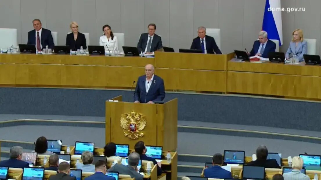    Никита Михалков. Фото: скриншот прямой трансляции заседания Госдумы.