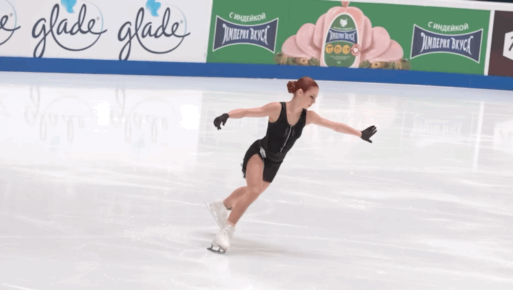 Александра Трусова - вращение в либеле