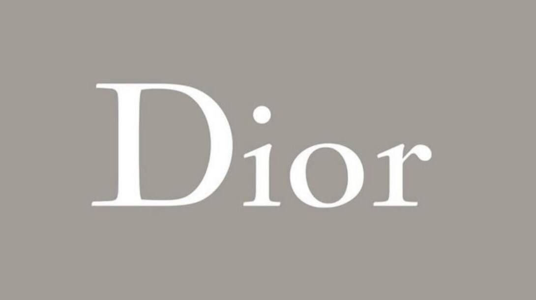 Dior возвращает исторический логотип: Джонатан Андерсон представил обновлённый брендинг