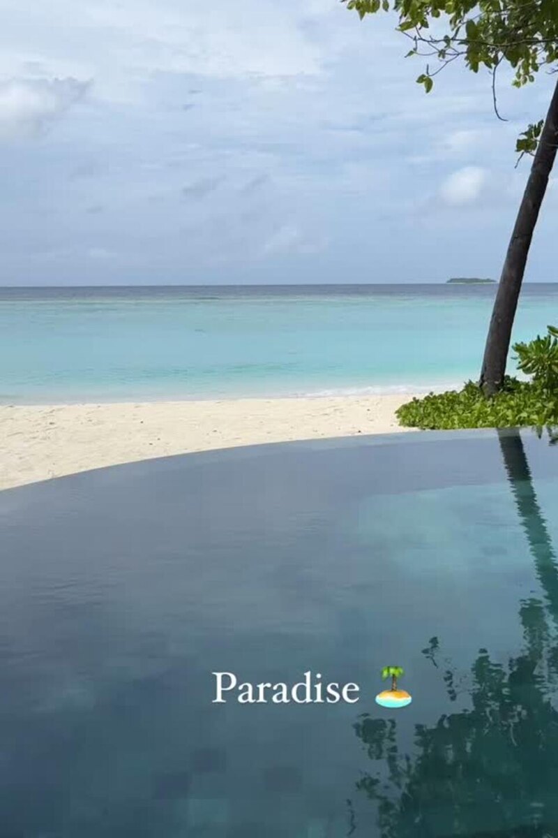    Вид с виллы Климовой Социальные сети