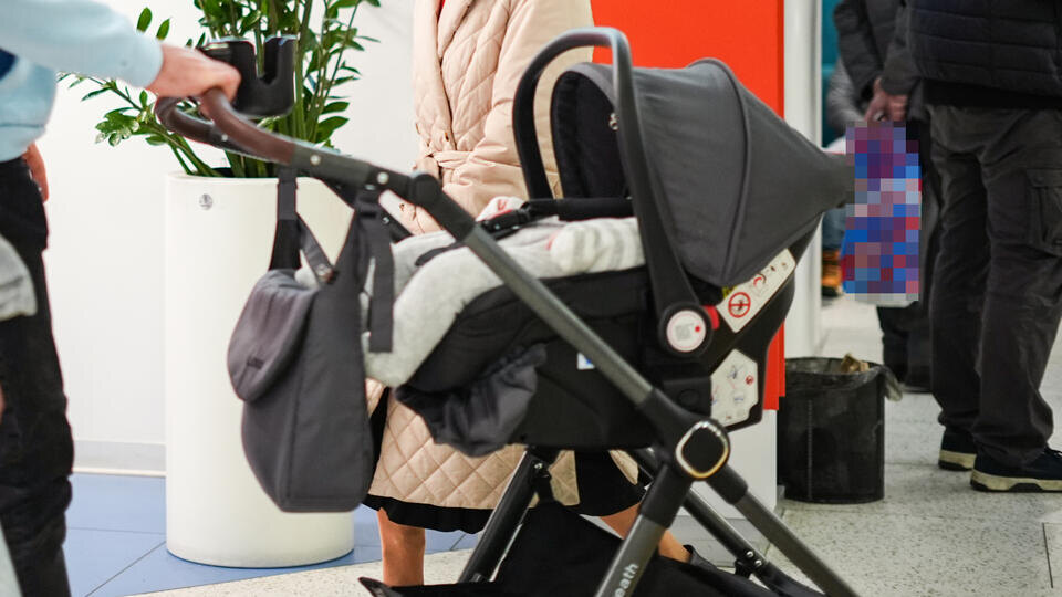     "Мозги отключились": мать объяснила попытку задушить младенца у магазина ИЗВЕСТИЯ/Сергей Лантюхов