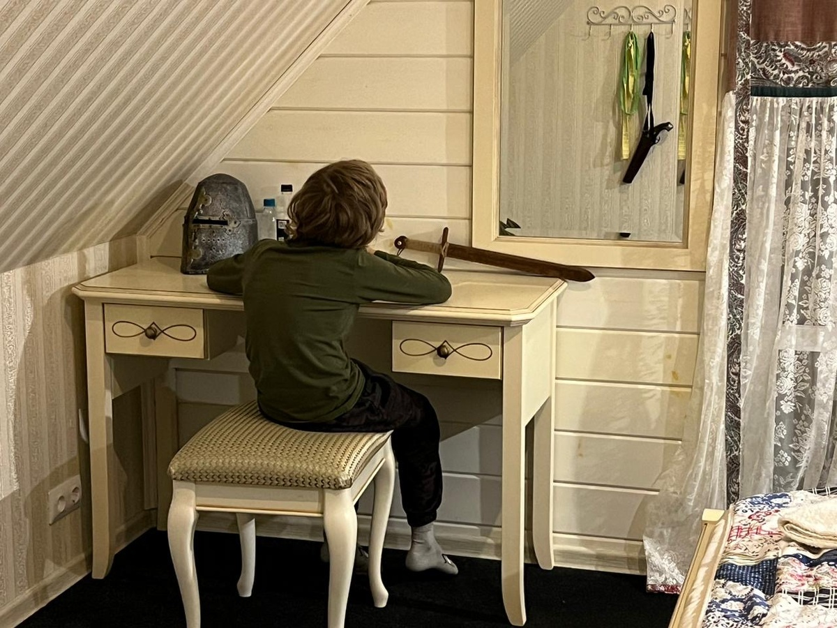 Комната на втором этаже нашего дома в Печорах