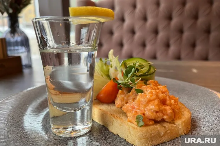 Рюмочная «Лазейка» — новый проект создателей сургутской точки Jawsspot
Фото: Сергей Русанов © URA.RU