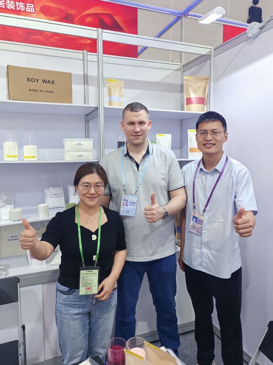 Мы с китайским партнёрами на Кантонской ярмарке