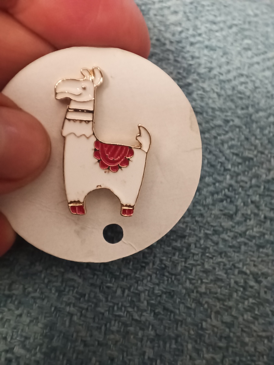 Буду носить на футболке😍