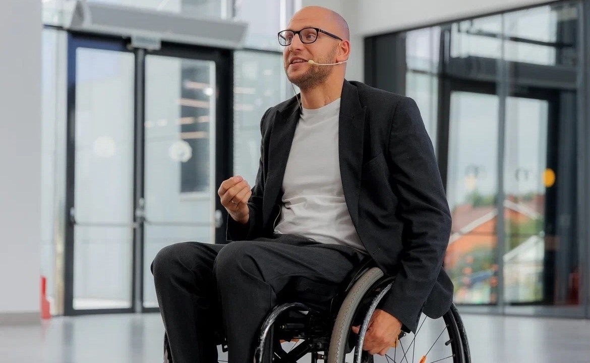 Дмитрий Чешев Мотивационный спикер