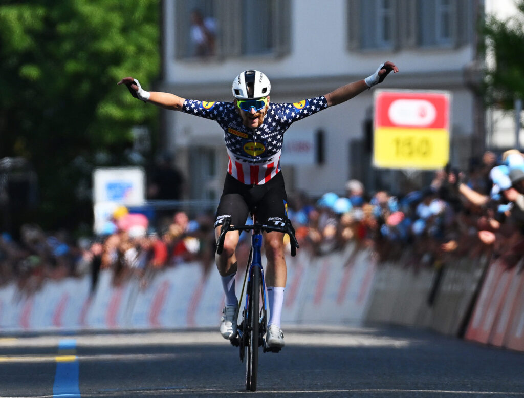    Куинн Симмонс / HEIDEN, SWITZERLAND - JUNE 17: Quinn Simmons of United States and Team Lidl - Trek celebrates at finish line as stage winner during the 88th Tour de Suisse, Stage 3 a 195.6km stage from Aarau to Heiden 809m / #UCIWT / on June 17, 2025 in Heiden, Switzerland. (Photo by Tim de Waele/Getty Images)