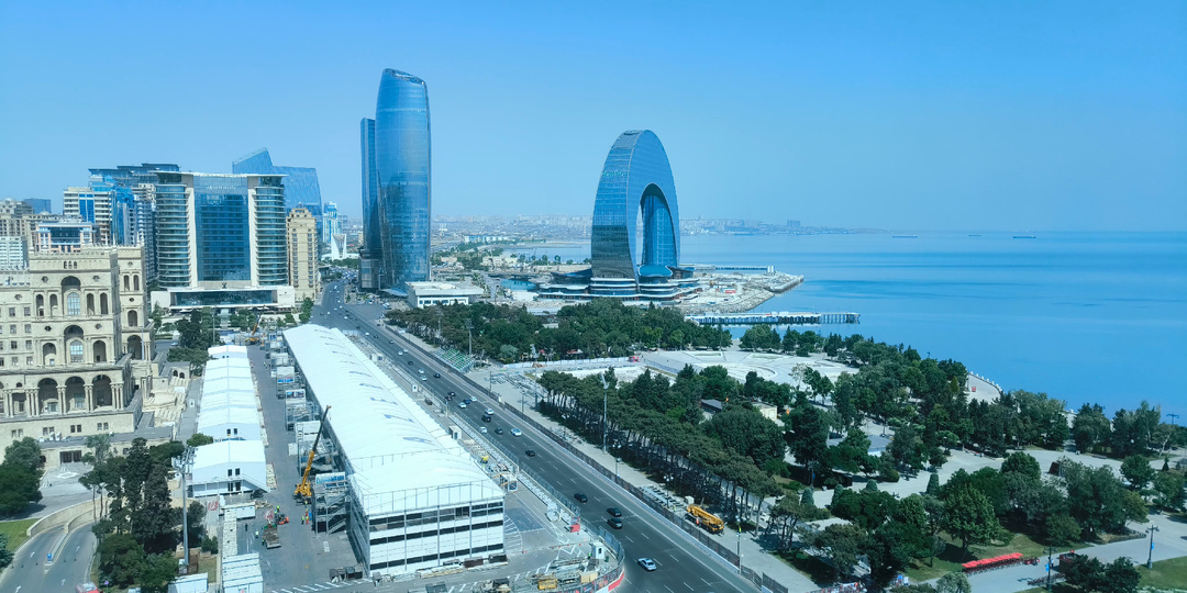 Баку с женой - переезжаем на два дня в отель Hilton в центр