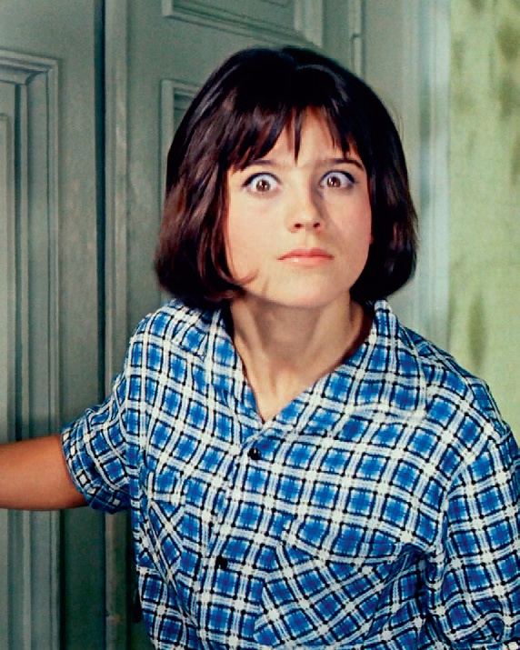 НАТАЛЬЯ ВАРЛЕЙ