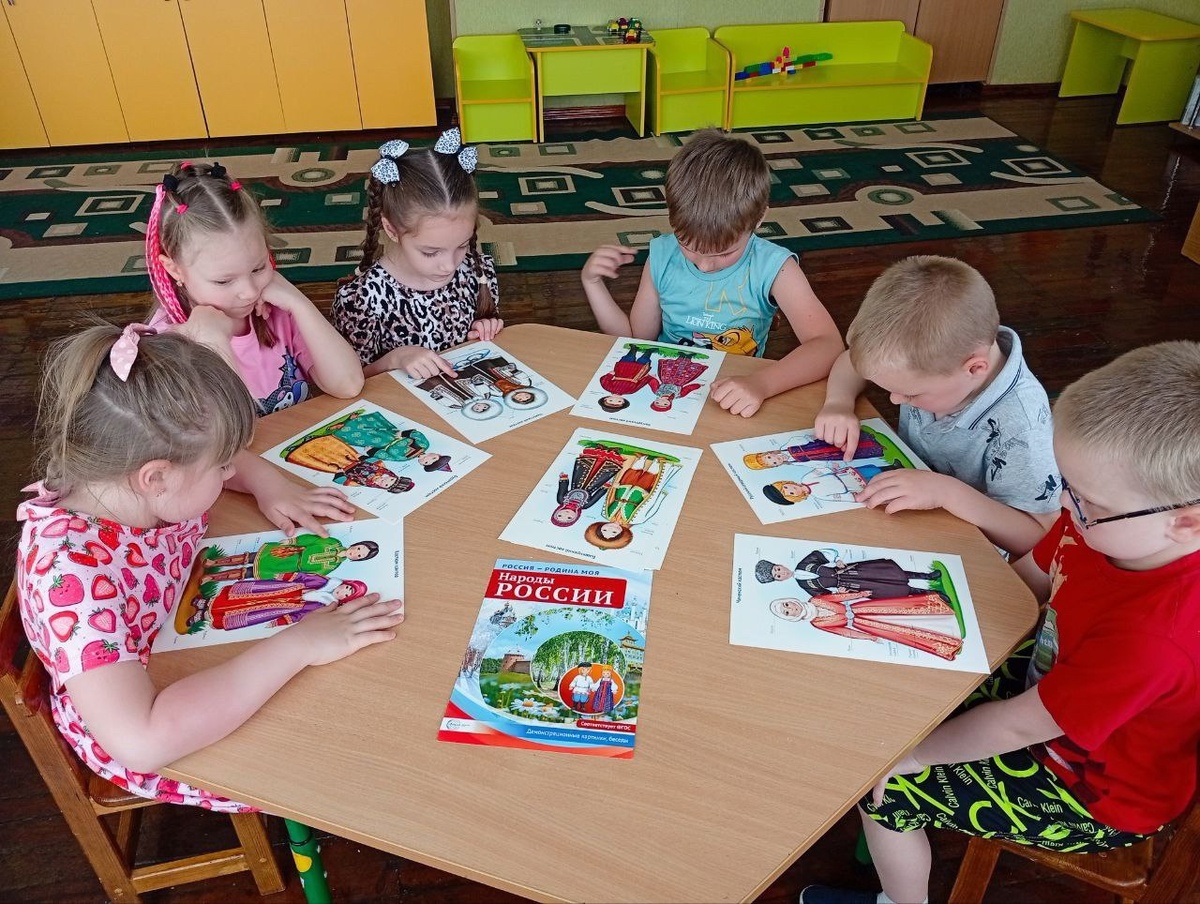    При поддержке гранта губернатора Югры в Макеевке реализуют проект по развитию речи у детей с ОВЗ