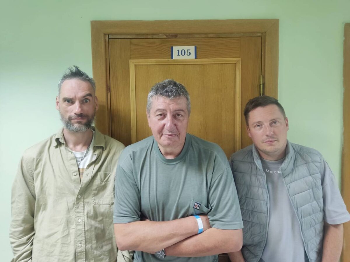    В рабочий полдень - 16.06.2025 Гости - участники группы "Необарды" Василий Уриевский и Ромарио