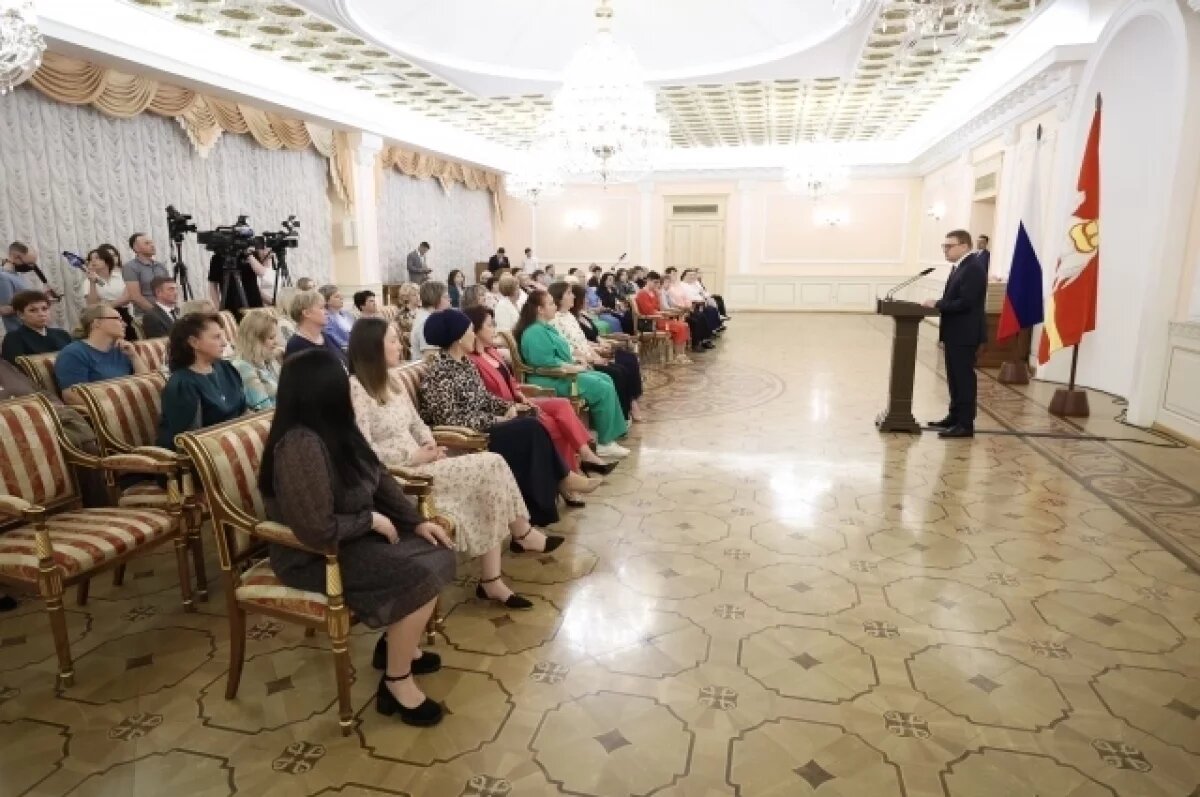    Труд, где человек незаменим.