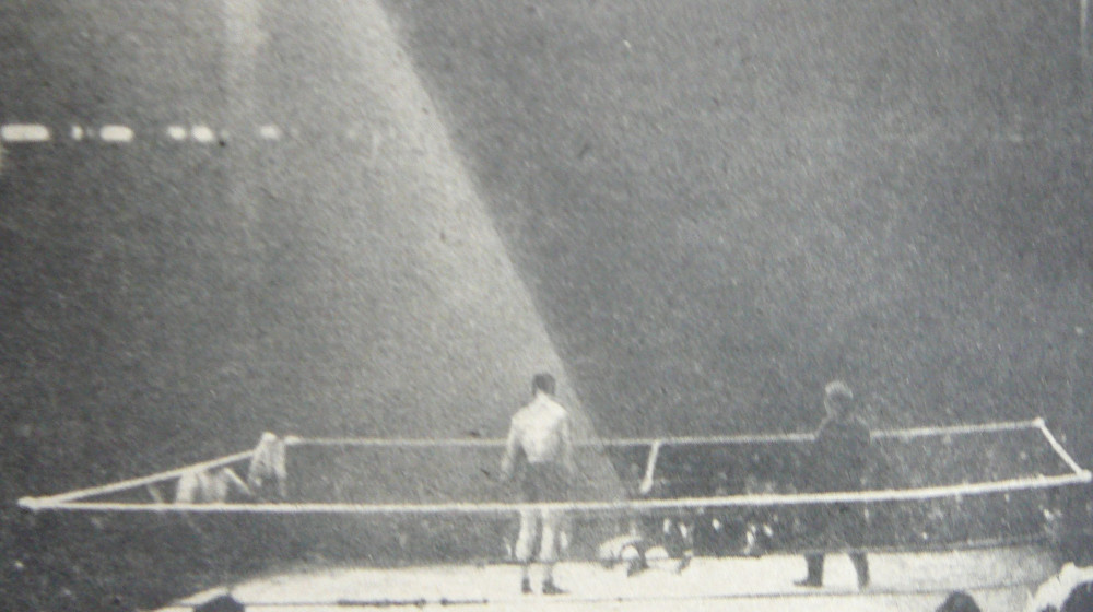    Тайна Рочестерского рэпа как спириты XIX века пытались связаться с духами через музыку