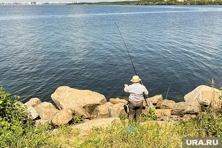 Рыбак порекомендовал челябинские озера для хорошего улова. Фото: Вадим Ахметов © URA.RU