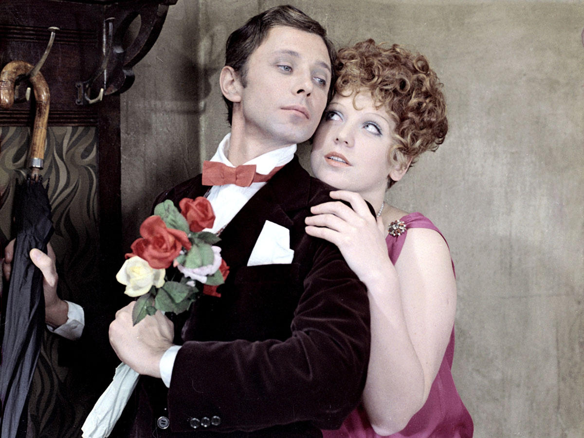 Кадр из фильма "Не может быть"