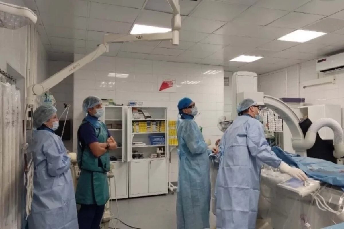    Уральские врачи спасли мужчину с сильным сужением важной артерии