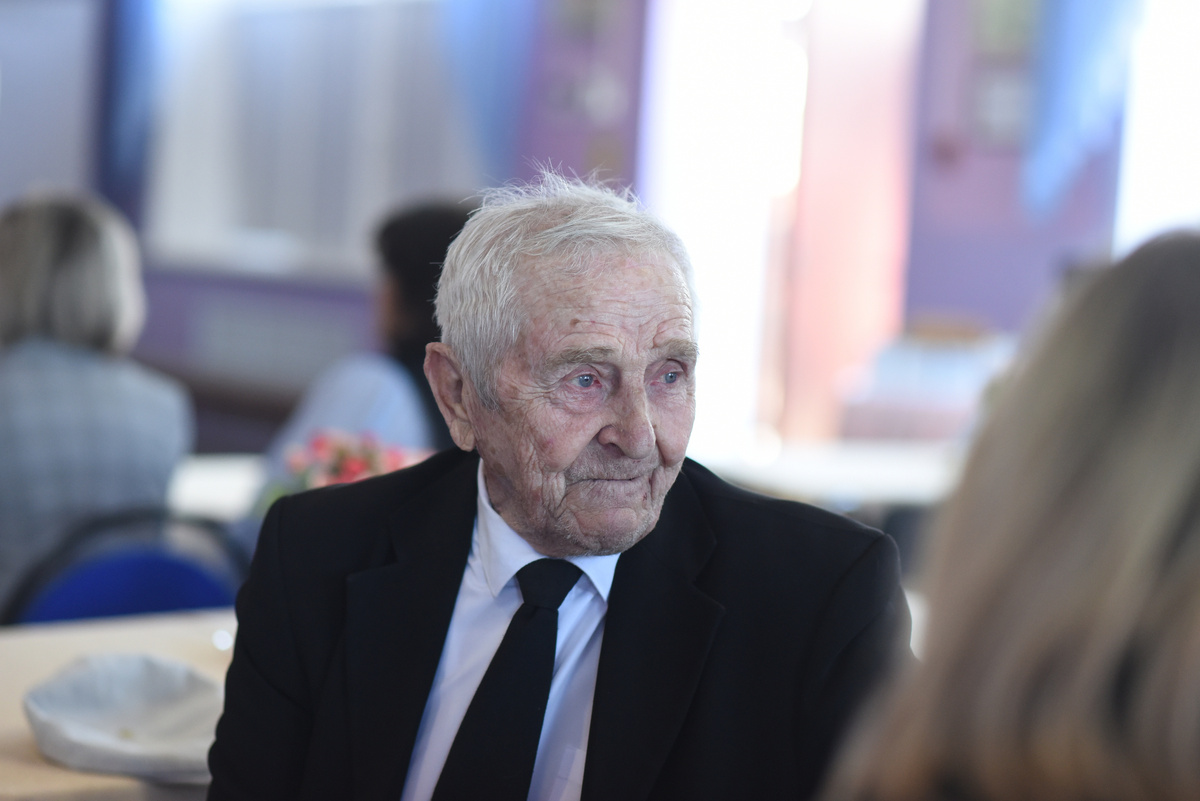 «Самыми страшными во время оккупации были вчерашние «свои». Из всех щелей повылазили они и пошли служить в полицаи. Навсегда запомнил с каким наслаждением они говорили: «Это вам не при товарищах. Это вам не при советской власти».  