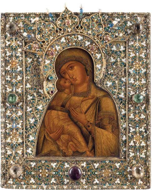 БОГОМАТЕРЬ ВЛАДИМИРСКАЯ. Вторая четверть XVII века. Москва. Дерево, темпера. ОКЛАД: Серебряная палата.Серебро, скань, эмаль по скани, выемчатая эмаль, драгоценные камни, граненые стекла. 39,2 × 33,5 см. Из коллекции Г.А. Покровского, дар М.А. Покровской. Собрание Музея им.Андрея Рублева