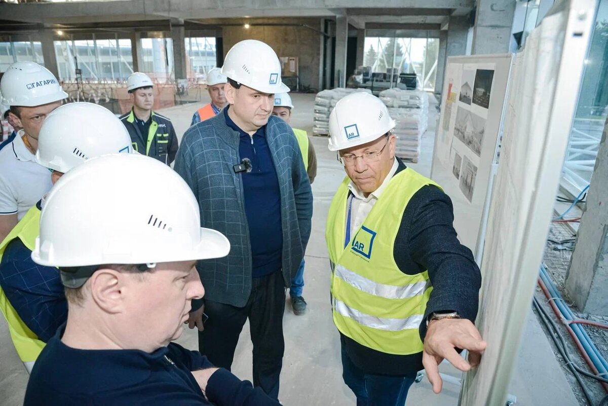     Евгений Солнцев проверил ход строительства нового терминала аэропорта Оренбуржье
📷    Евгений Солнцев проверил ход строительства нового терминала аэропорта Оренбуржье
📷    Евгений Солнцев проверил ход строительства нового терминала аэропорта Оренбуржье
📷    Евгений Солнцев проверил ход строительства нового терминала аэропорта Оренбуржье
📷    Евгений Солнцев проверил ход строительства нового терминала аэропорта Оренбуржье
