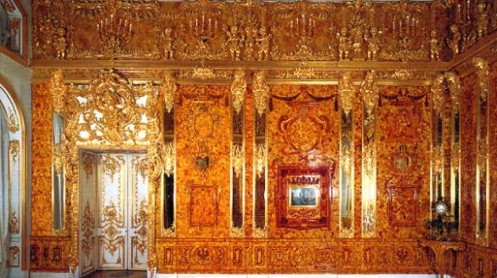    Тайна Янтарной комнаты исчезнувший шедевр все еще ждет своего часа