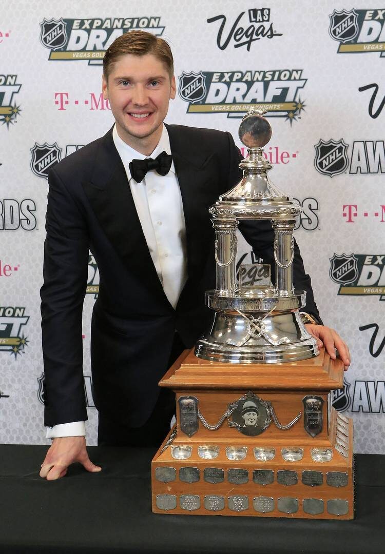    Бобровский с «Везина Трофи» / фото: Marc Sanchez/Icon Sportswire, globallookpress.com