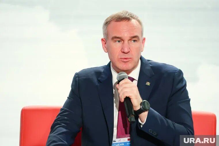 Кухарук рассказал о планах югорской делегации на ПМЭФ. Фото: Роман Наумов © URA.RU